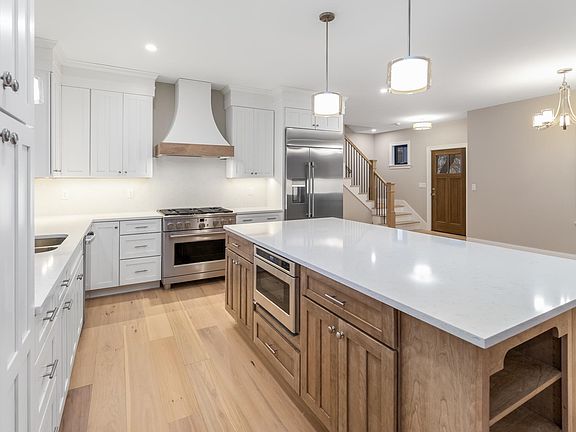2nd image of 3 Shearwater Drive #1900