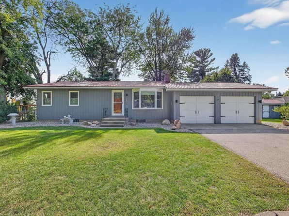 22828 Greenleaf Blvd, Elkhart, IN 46514