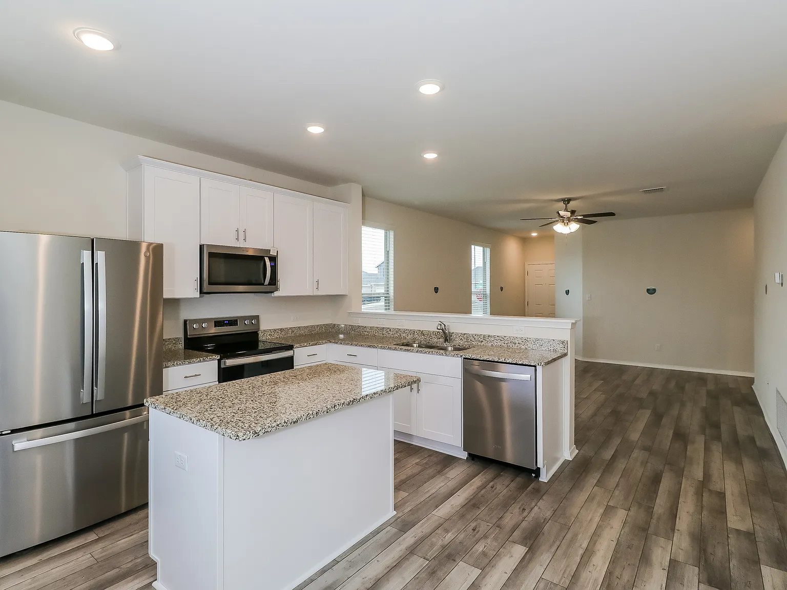 The Corridor at Sunset Oaks Rental Homes — Photo 1