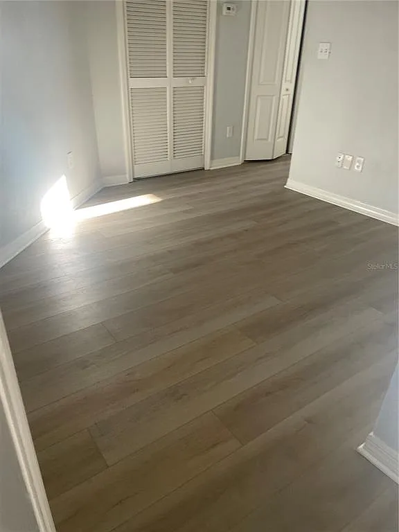 2 bed, 2.5 bath, 1304 sqft, $2,000 — Photo 4