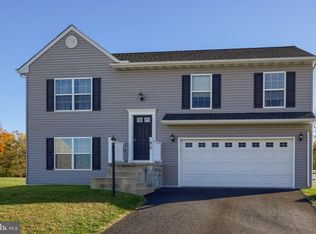 80 Bryn Way, Mount Wolf, PA 17347