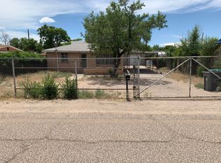 1832 Val Verde Rd SW, Albuquerque, NM 87105