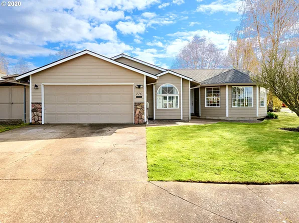 776 SW Magnolia Ct, McMinnville, OR 97128