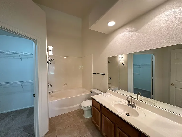 1501 Cardinal Peak Ln #202 — Photo 12