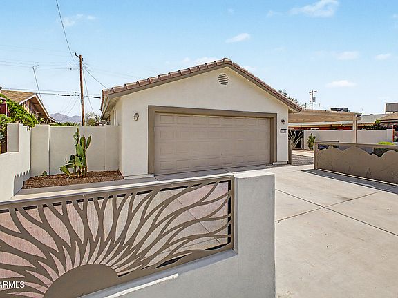 4th image of 11235 W mohave Street