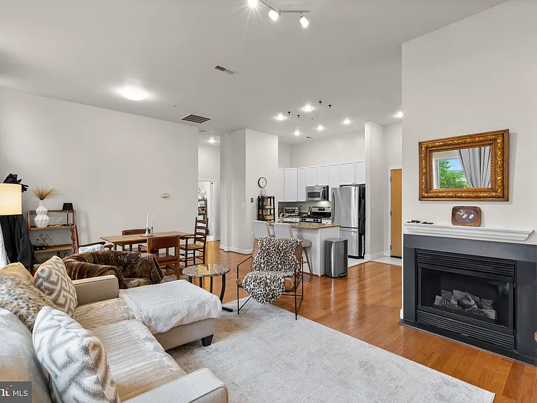 181 E Reed Ave #412 — Photo 13