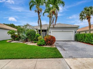 10880 Royal Caribbean Cir, Boynton Beach, FL 33437