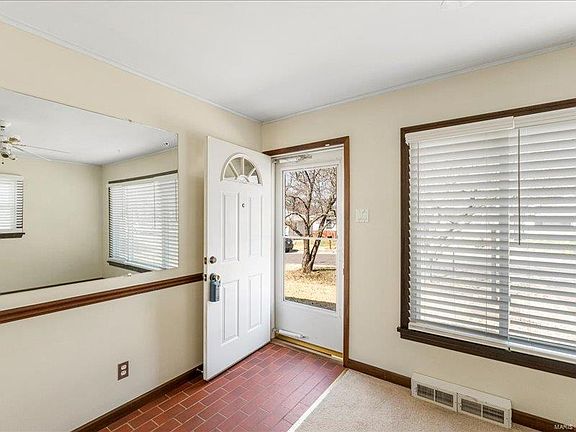 3rd image of 148 Buddie Ave