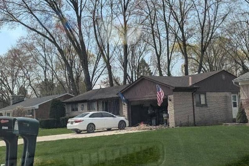 1st image of 38733 Winkler St