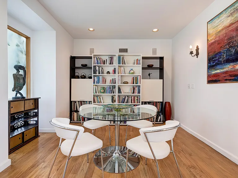 1414 Summitridge Dr — Photo 22