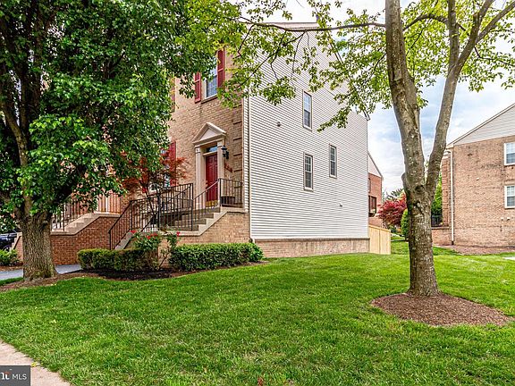 3rd image of 12329 Quiet Hollow Ct