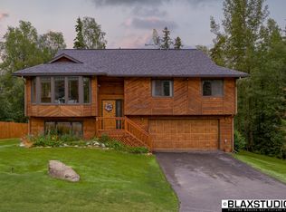 19320 Andreanof Dr, Eagle River, AK 99577