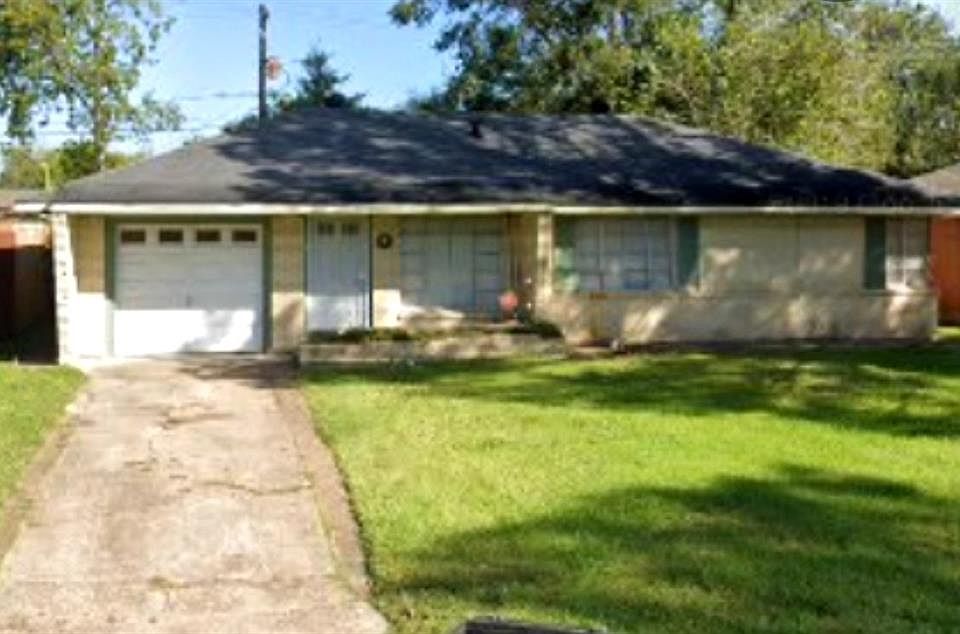 1st image of 9217 Chatwood Dr