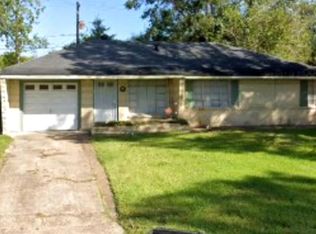 9217 Chatwood Dr, Houston, TX 77078