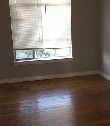 2nd image of 2337 Cincinnati Ave APT 2