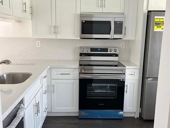 2nd image of 9580 W Fern Ln