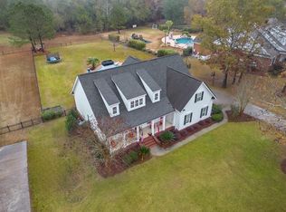 131 Pointer Dr, Leesburg, GA 31763
