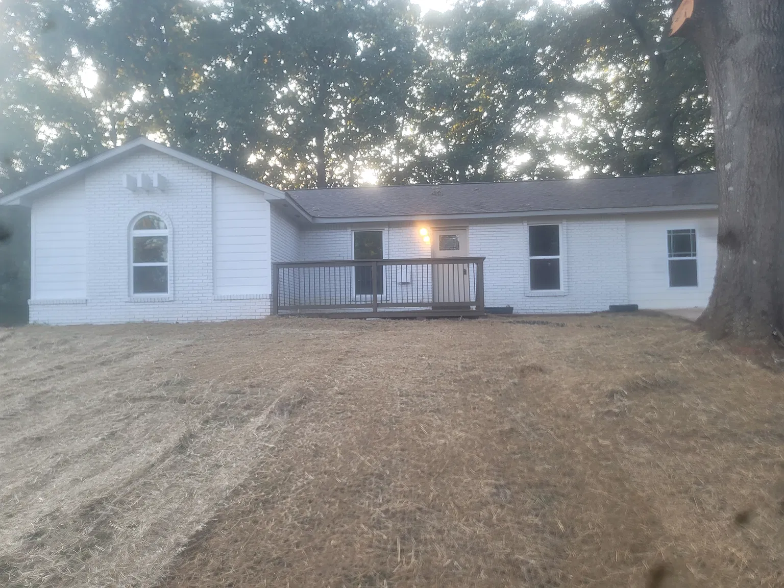 5 bed, 1800 sqft, $2,300 — Photo 2