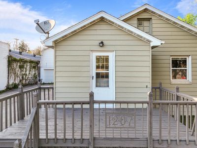 1207 Grant STREET, Lake Geneva, WI, 53147
