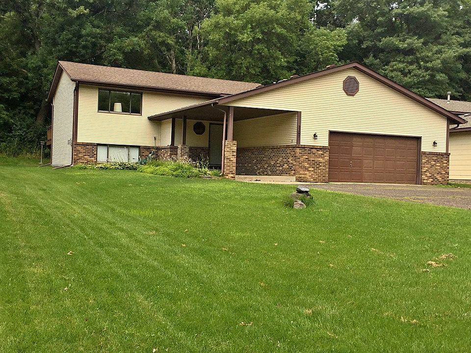 1st image of 2267 6th St N