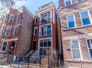 824 N Hermitage Ave #2, Chicago, IL 60622