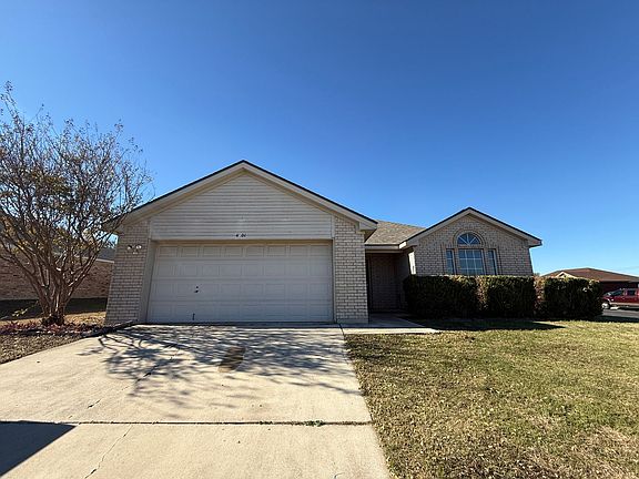 2nd image of 4801 Lindsey Dr