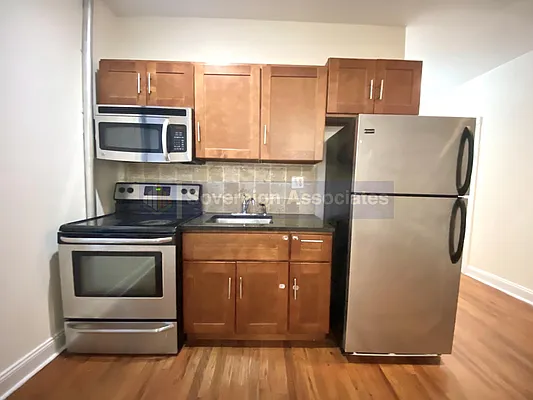 Rented by Sovereign Associates | media 8