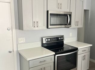 1244 E 4th St, Long Beach, CA 90802