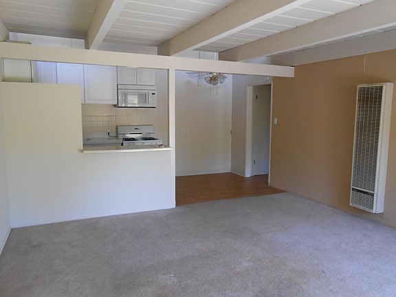 2nd image of 751 Layne Ct APT 1