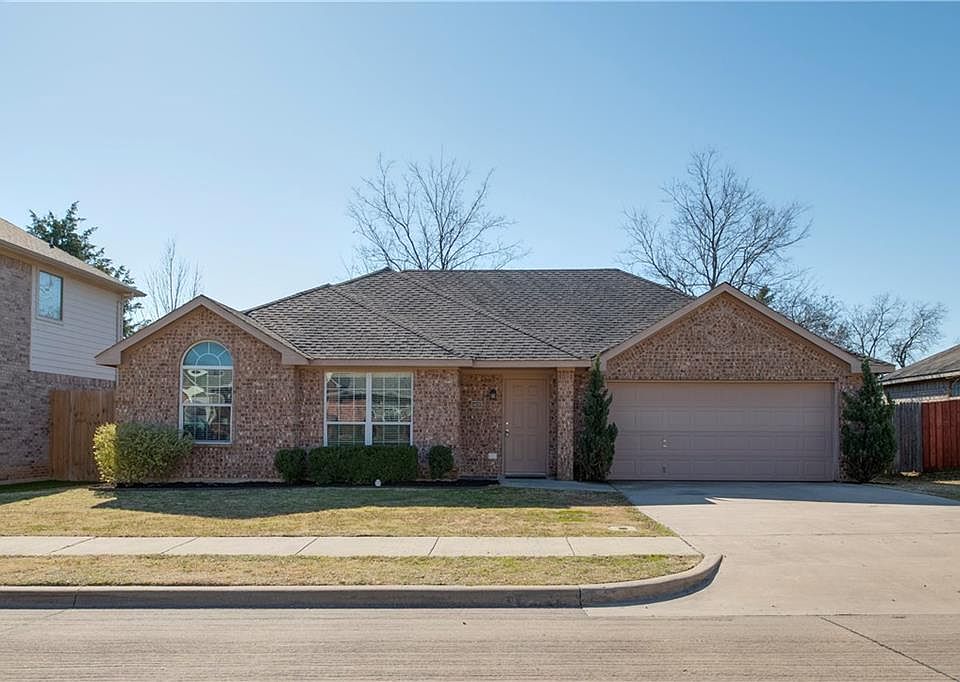1st image of 1420 Caneel Ct
