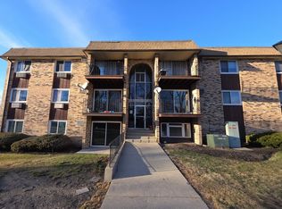 1045 Higgins Quarters Dr #4-101, Hoffman Estates, IL 60169