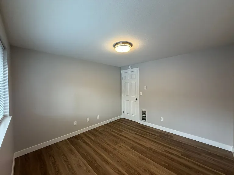 207 Dorn 8-plex — Photo 8