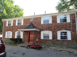 3100 Fordhaven Rd, Louisville, KY 40214