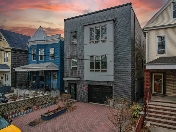 1957 Kennedy Blvd, Jersey City, NJ 07302