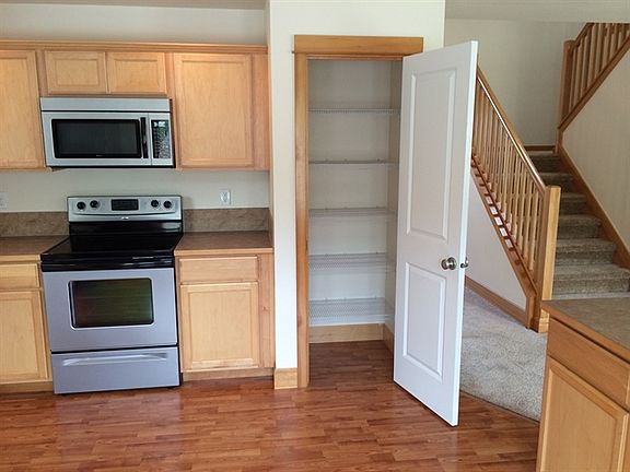 3rd image of 6917 86th Ave NE