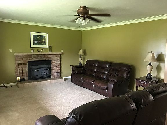 3rd image of 5179 E Steele Ave