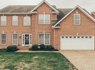 158 Fieldcrest Cir, Hendersonville, TN 37075