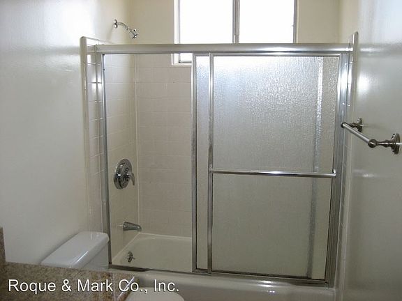 5th image of 1451 Princeton St APT 6