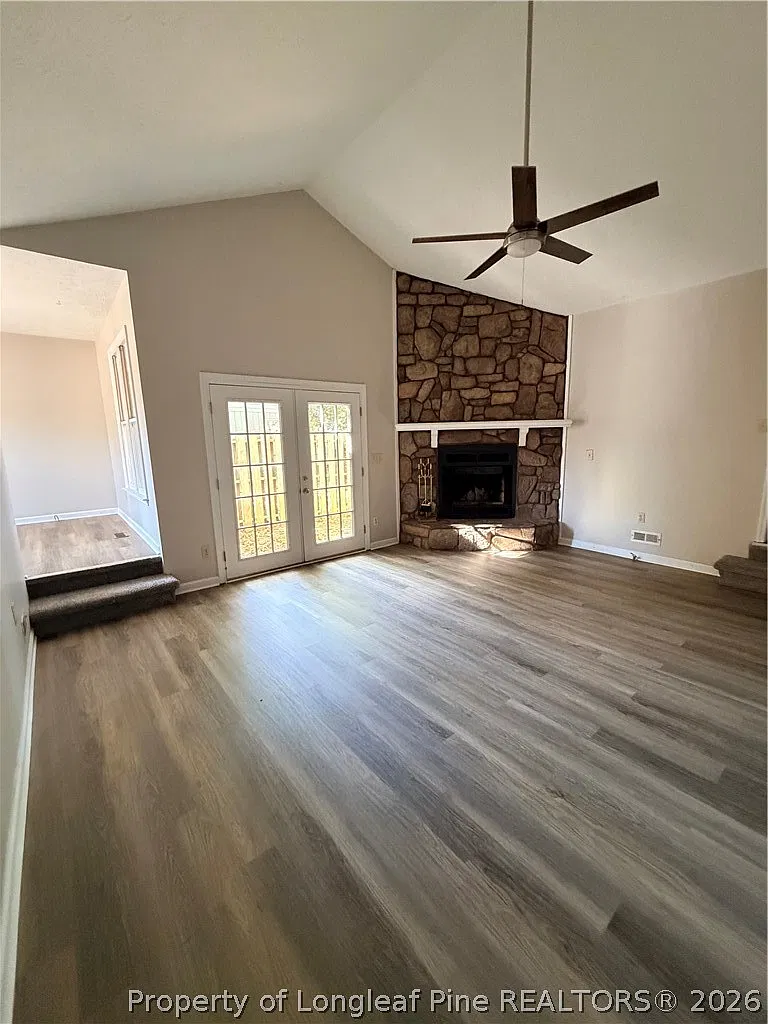 3 bed, 2.0 bath, 1350 sqft, $1,575 — Photo 4