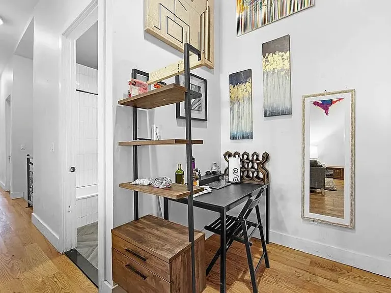 481 Evergreen Ave #1F — Photo 4