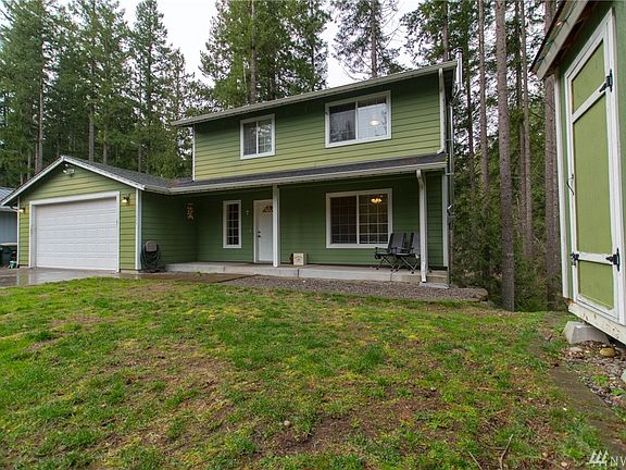 3rd image of 22222 Bluewater Dr SE