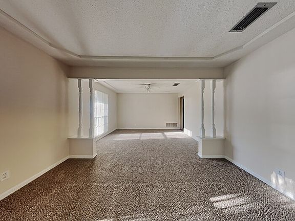 3rd image of 3612 Red Oak Cir W