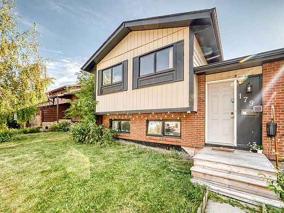 4th image of 179 NE Deer Ridge Way SE