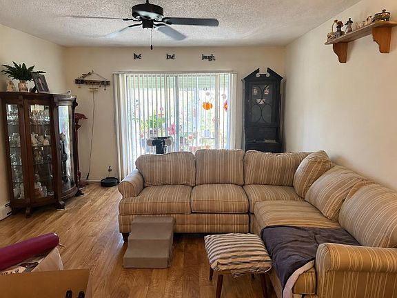 5th image of 410 W Palm Street #B8