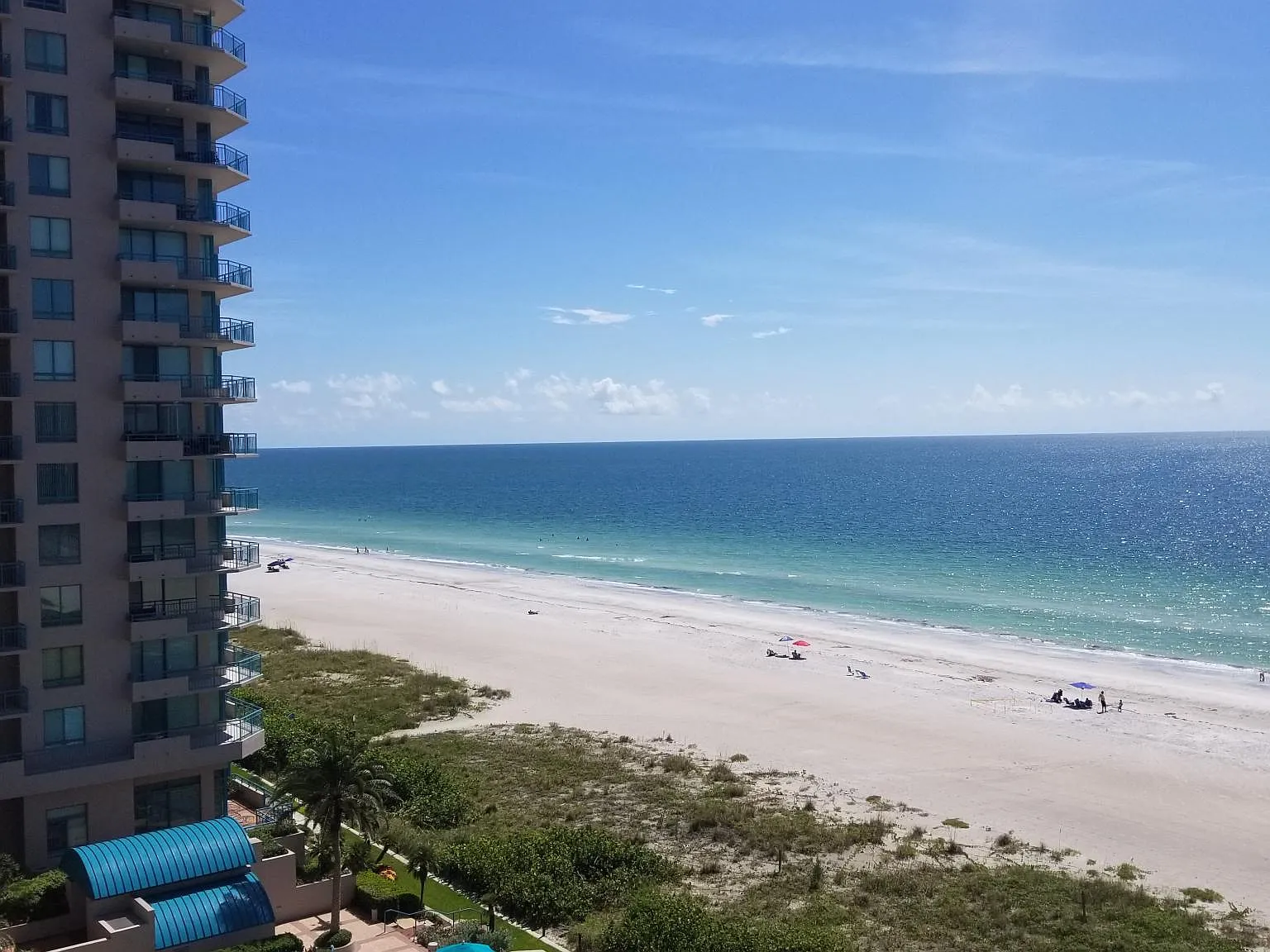 2 bed, 1377 sqft, $5,850 — Photo 4