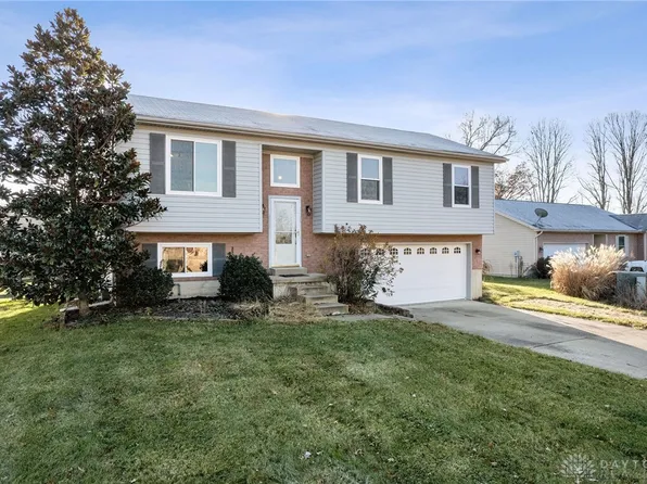 211 Katelin Ln, Mount Orab, OH 45154