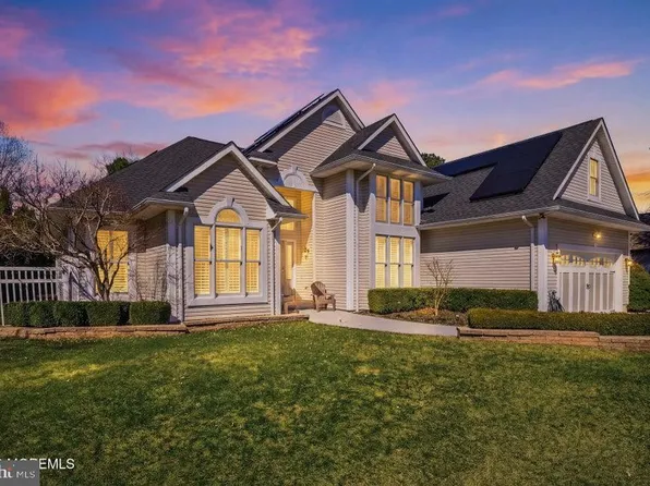 718 Amherst Rd, Lanoka Harbor, NJ 08734