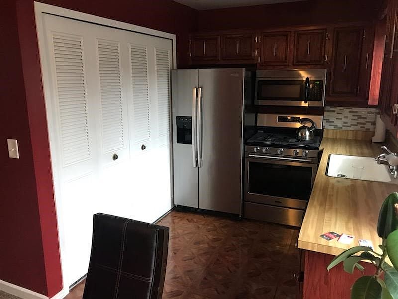 1st image of 29429 Scarborough Dr