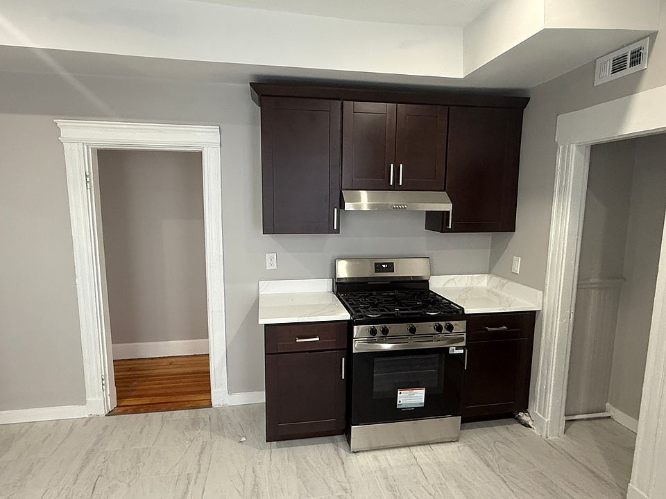 1st image of 40 Deering Rd #3