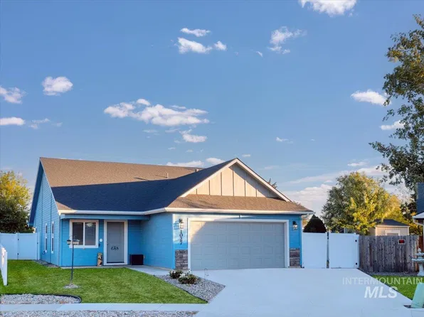 1027 W Butterfield St, Weiser, ID 83672